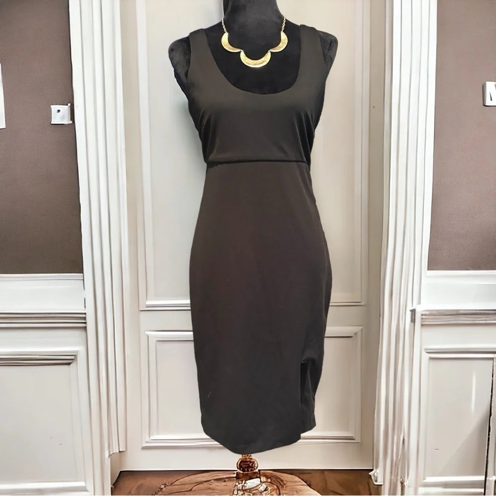 Alexia‎ Admor black dress high side slit size 6